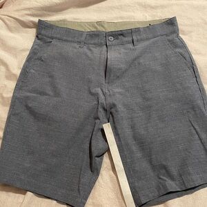 Burnside men’s hybrid premium shorts. Size 36. Light Heather gray